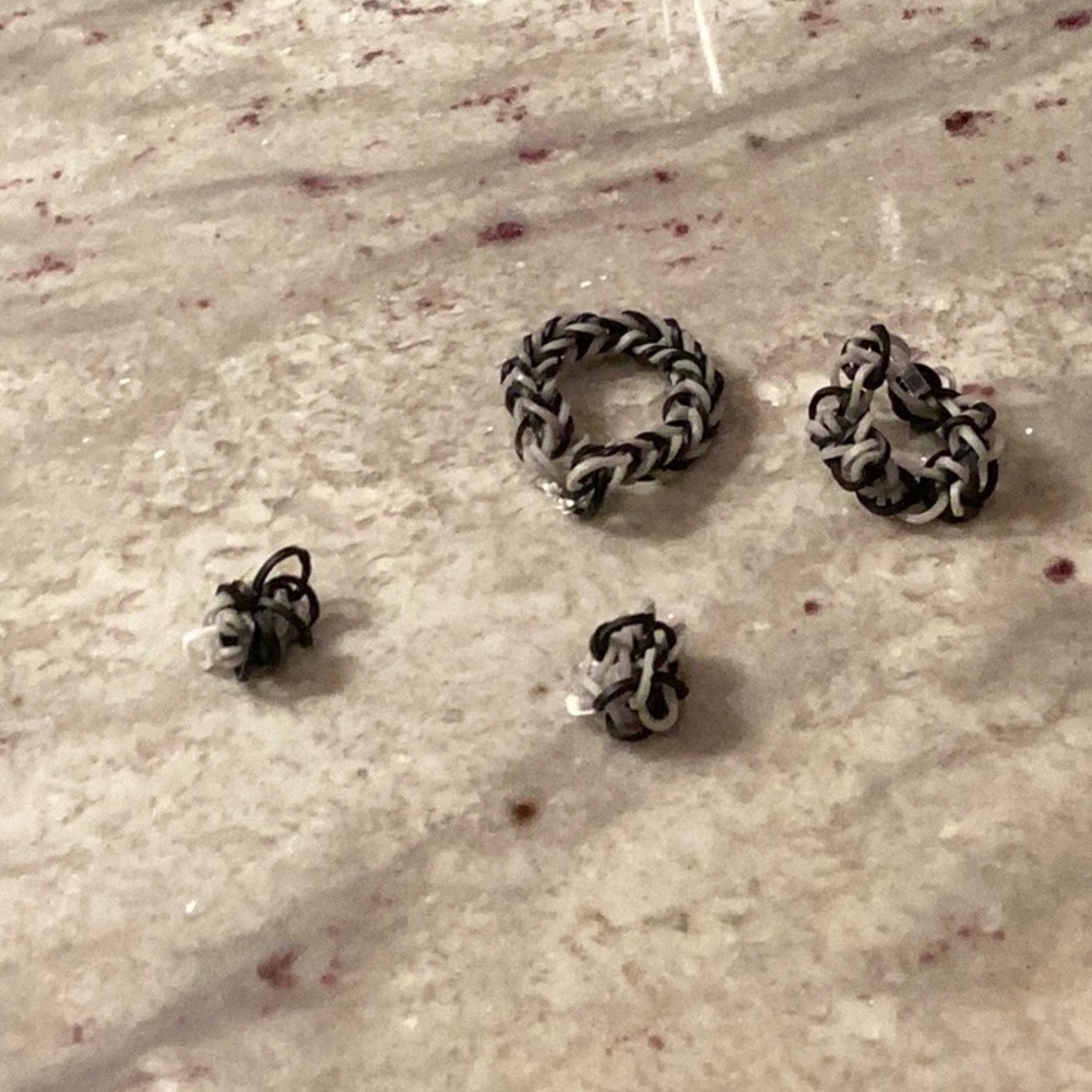 Black and grey jelwery set!